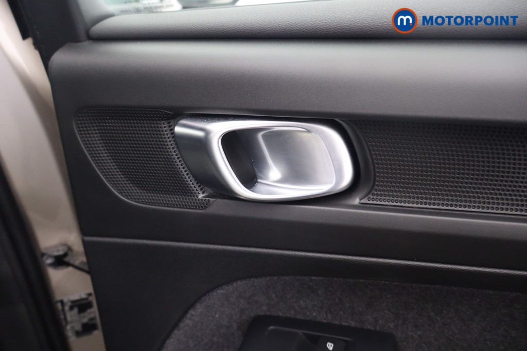 Used Volvo XC40 2024 for sale - 78197052: Photo 31