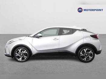 Used Toyota C-HR 2023 for sale - 79296852: Photo