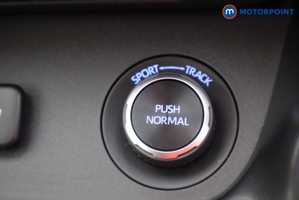 Used Toyota Yaris 2021 for sale - 76557635: Photo 19