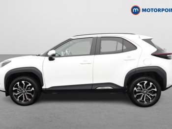 Used Toyota Yaris Cross 2024 for sale - 74953204: Photo