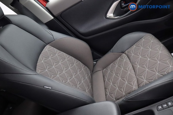 Used Toyota Yaris Cross 2023 for sale - 75580787: Photo 25