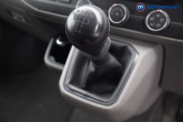 Used Volkswagen Transporter 2024 for sale - 75997591: Photo 17