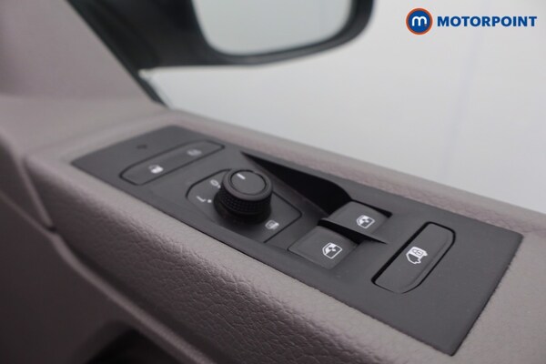Used Volkswagen Transporter 2024 for sale - 75997591: Photo 29