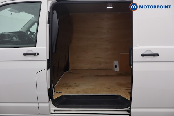 Used Volkswagen Transporter 2024 for sale - 75997591: Photo 32
