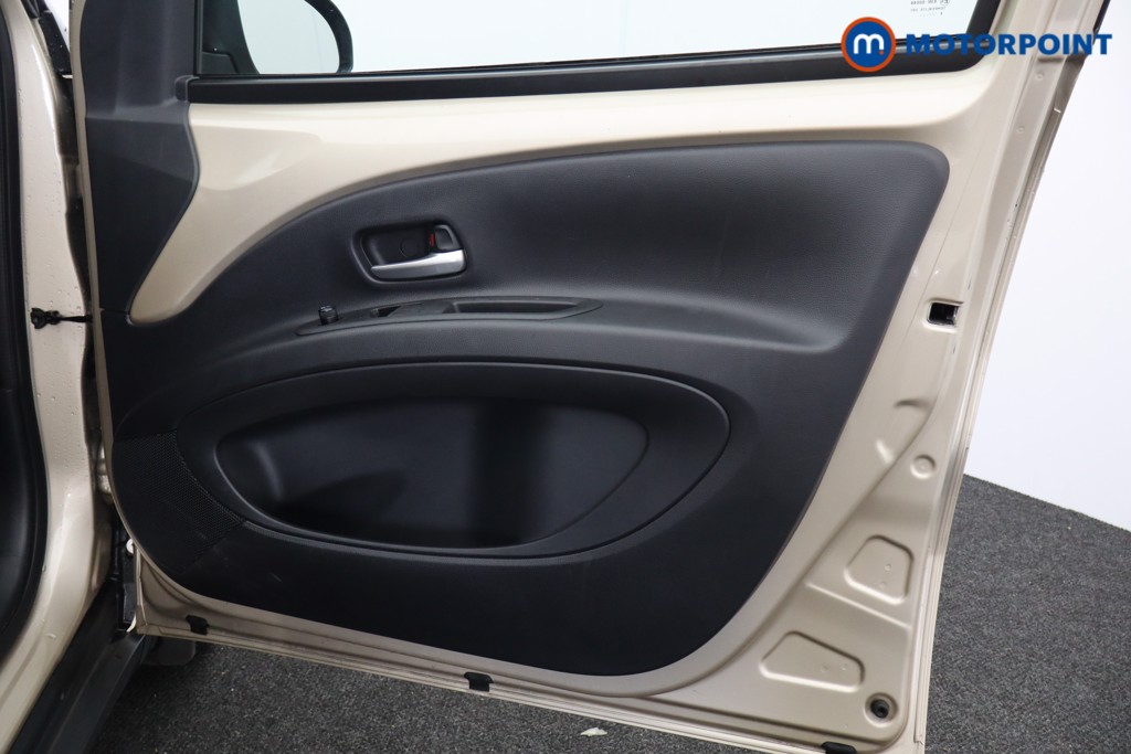 Used Toyota Aygo X 2024 for sale - 76322707: Photo 21