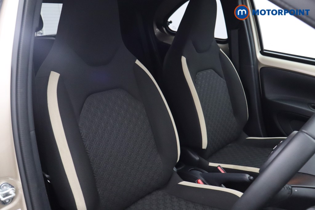 Used Toyota Aygo X 2024 for sale - 76322707: Photo 22