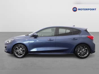 Used Ford Focus 2022 for sale - 79842582: Photo