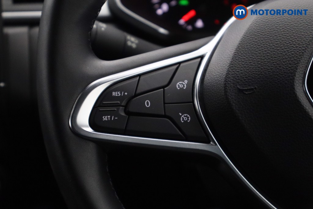 Used Renault Captur 2023 for sale - 77974227: Photo 17