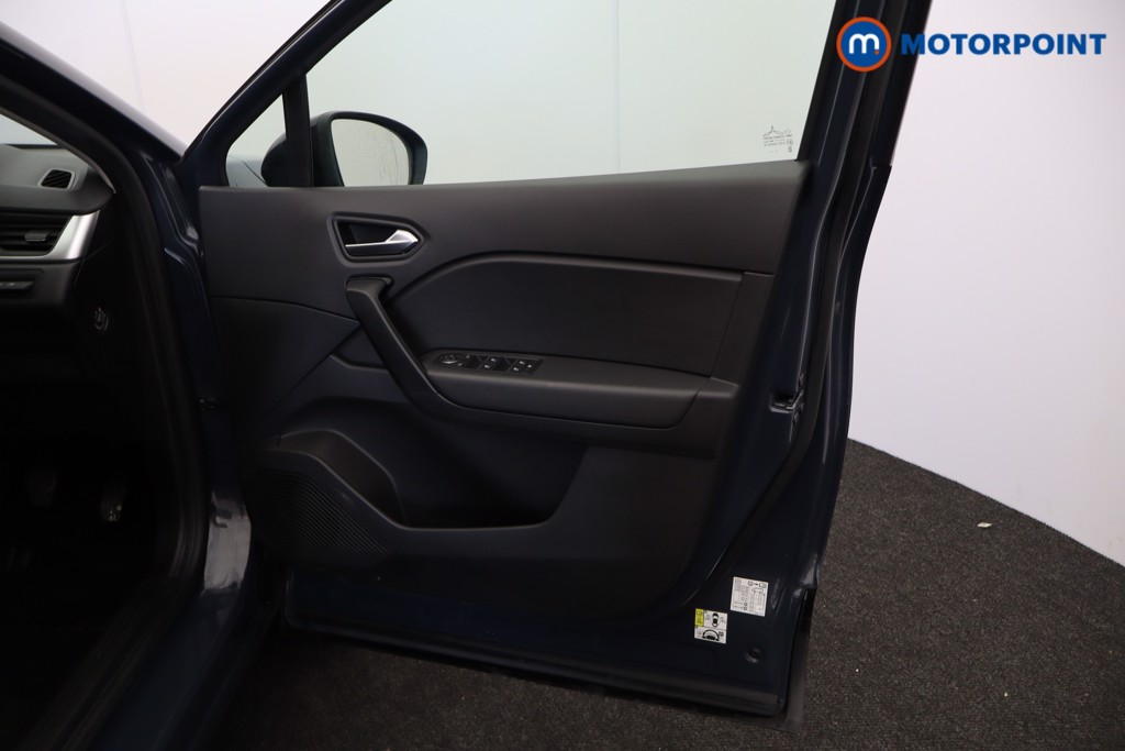 Used Renault Captur 2023 for sale - 77974227: Photo 24