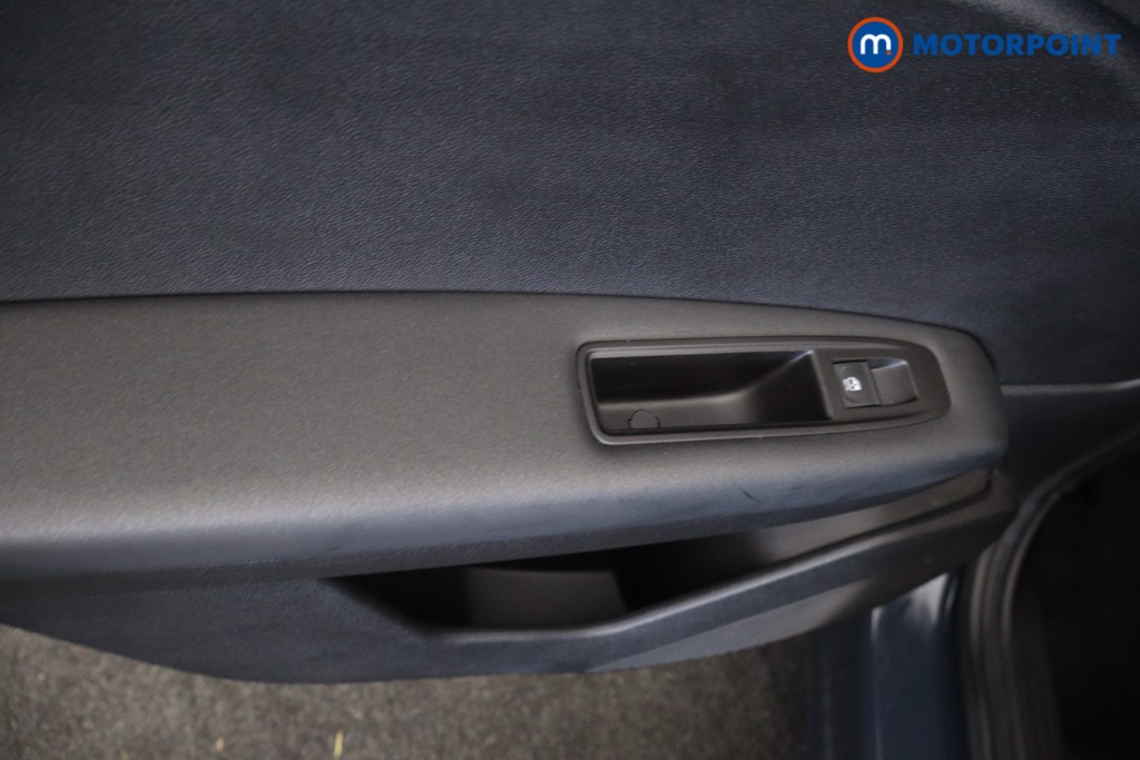 Used Renault Captur 2023 for sale - 77974227: Photo 32