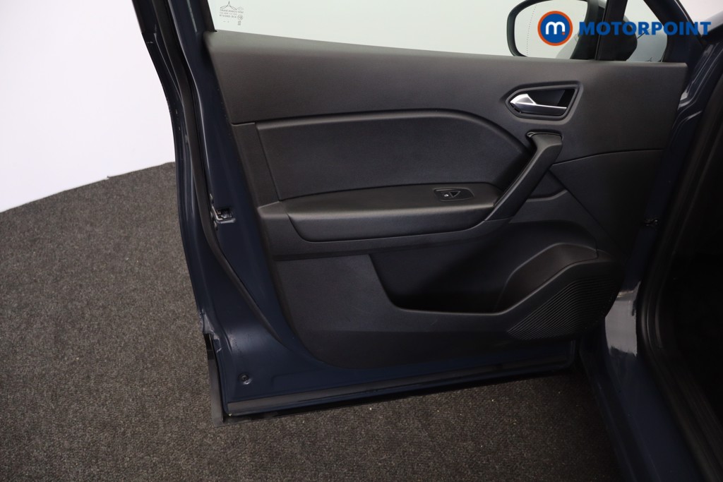 Used Renault Captur 2023 for sale - 77974227: Photo 34