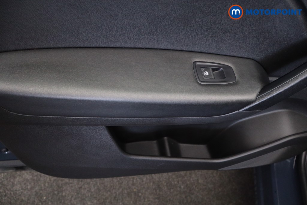 Used Renault Captur 2023 for sale - 77974227: Photo 35