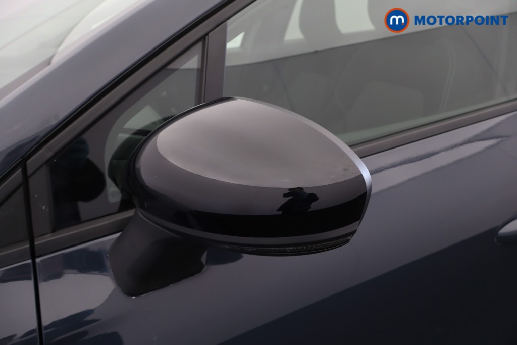 Used Renault Captur 2023 for sale - 77974227: Photo 45