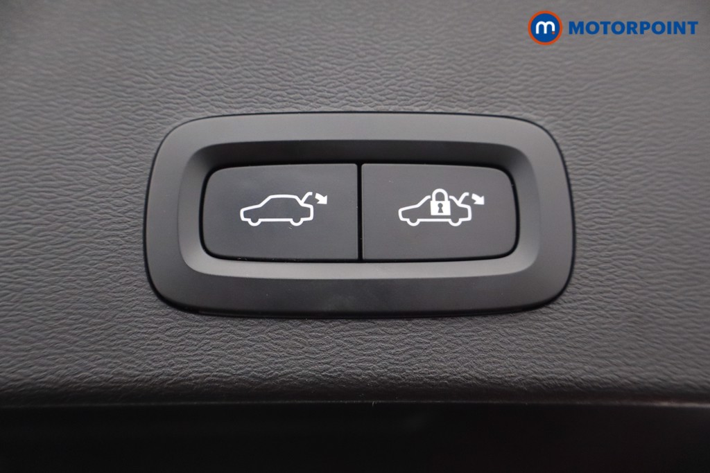 Used Volvo XC40 2022 for sale - 76693843: Photo 45