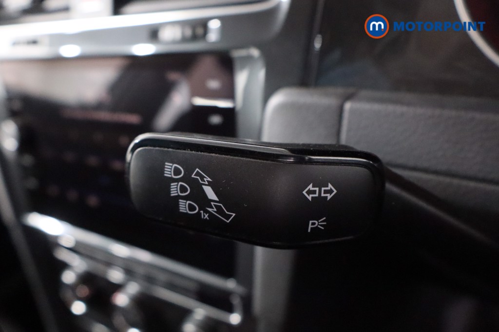 Used Volkswagen Golf 2018 for sale - 77718897: Photo 18