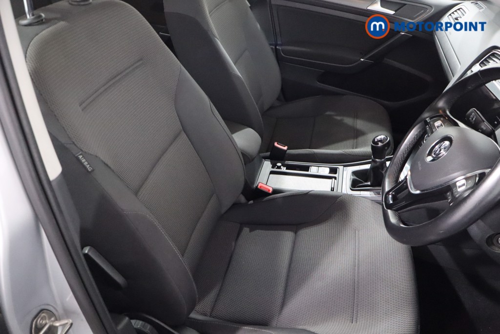 Used Volkswagen Golf 2018 for sale - 77718897: Photo 20