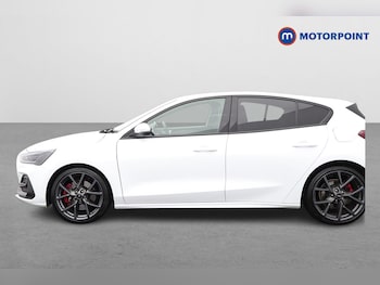 Used Ford Focus 2022 for sale - 77393980: Photo