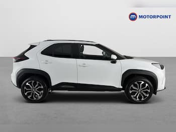 Used Toyota Yaris Cross 2024 for sale - 79689407: Photo