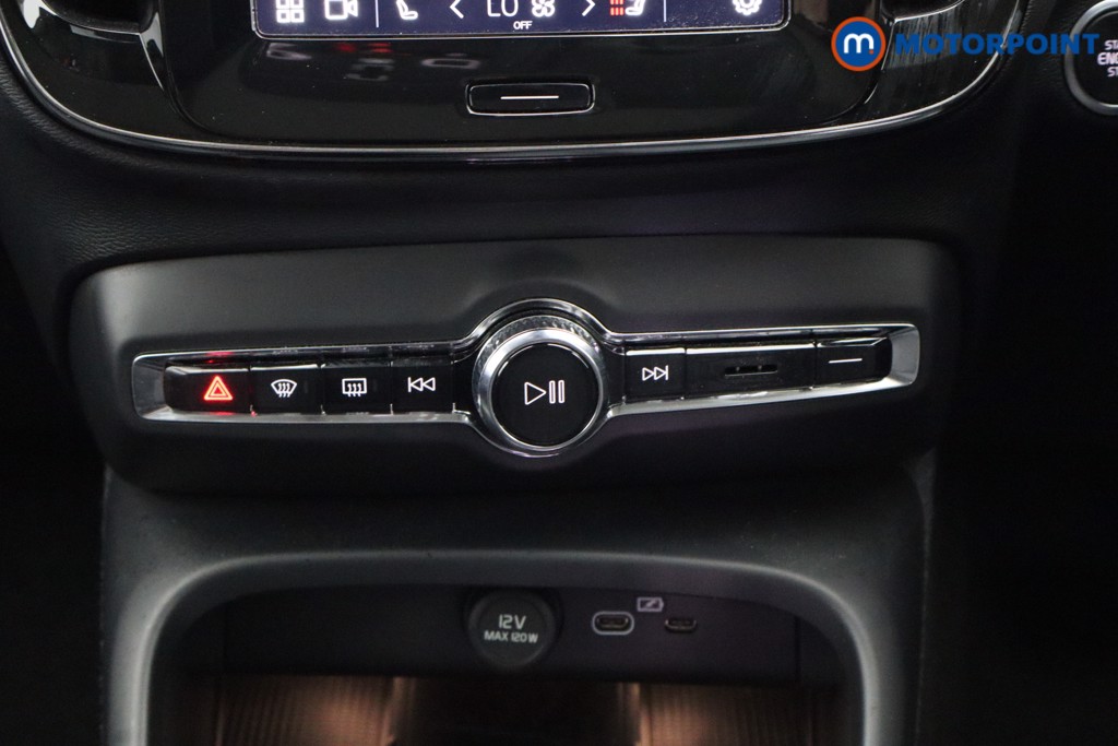 Used Volvo XC40 2023 for sale - 77983355: Photo 11