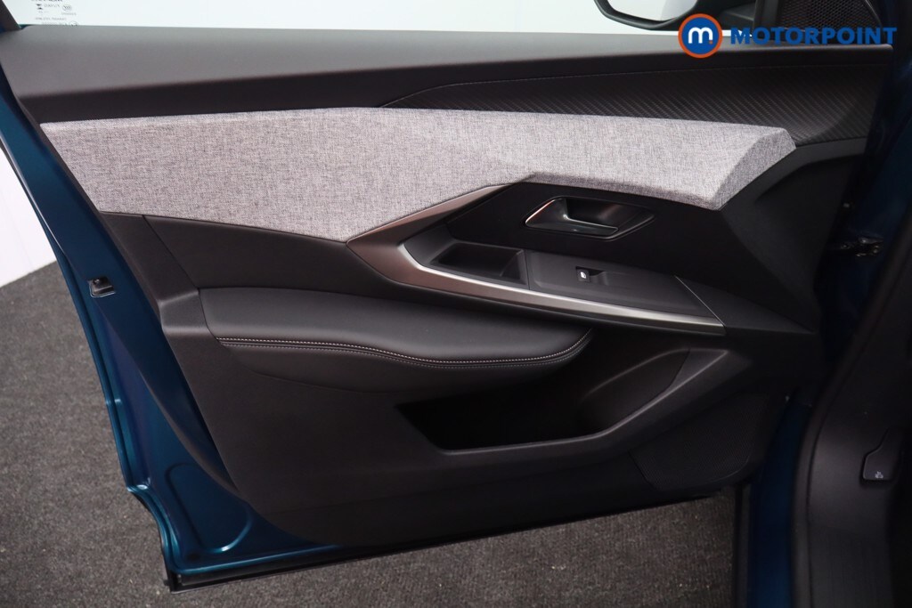 Used Peugeot 5008 2025 for sale - 78122111: Photo 32