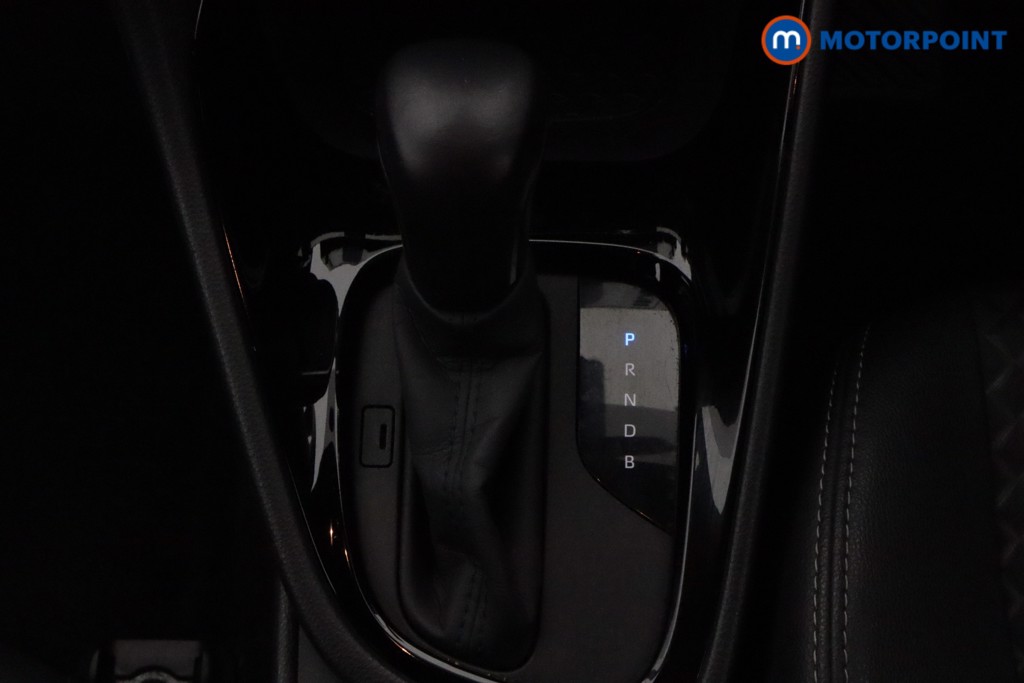 Used Toyota Yaris 2021 for sale - 77378782: Photo 12