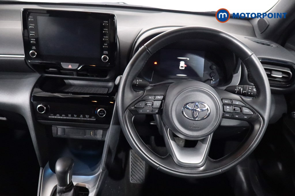 Used Toyota Yaris Cross 2023 for sale - 76494900: Photo 11