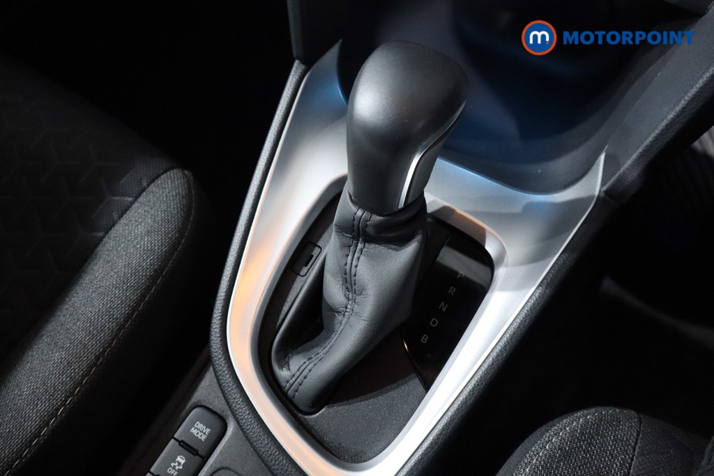 Used Toyota Yaris Cross 2023 for sale - 76494900: Photo 22