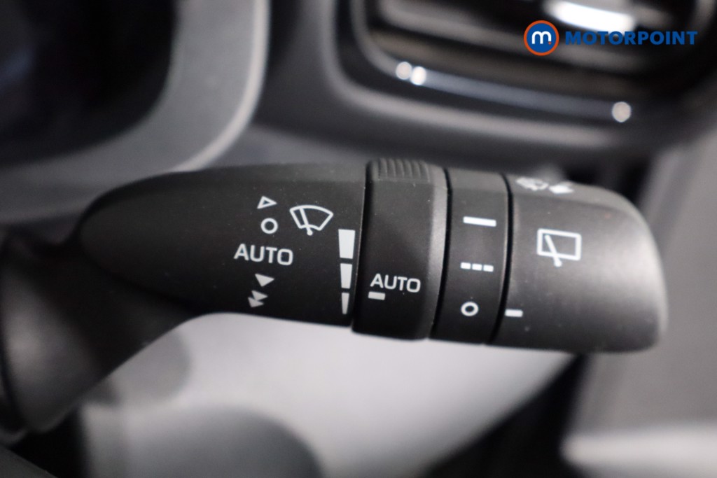 Used Toyota Yaris Cross 2023 for sale - 76494900: Photo 27