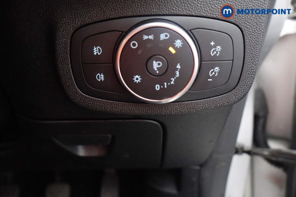 Used Ford Fiesta 2017 for sale - 76127863: Photo 14