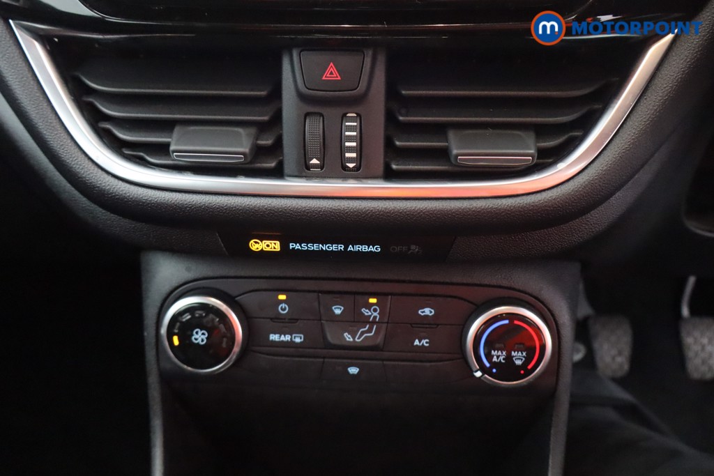 Used Ford Fiesta 2017 for sale - 76127863: Photo 16