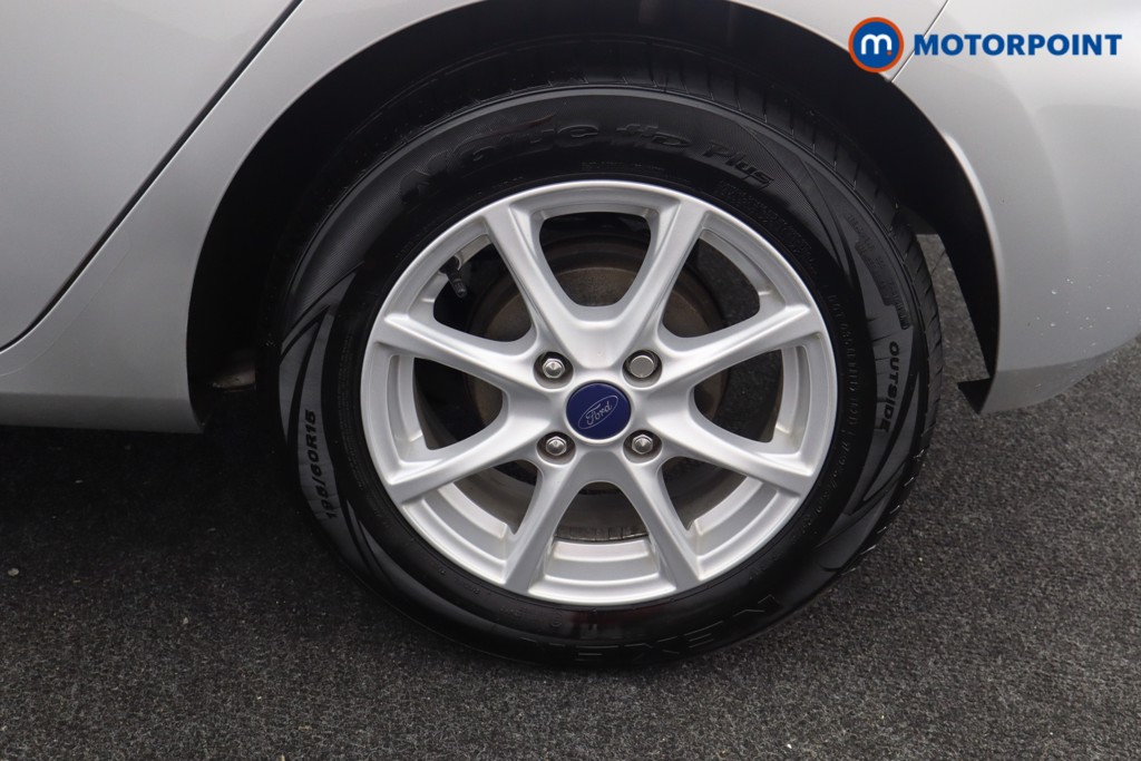 Used Ford Fiesta 2017 for sale - 76127863: Photo 28