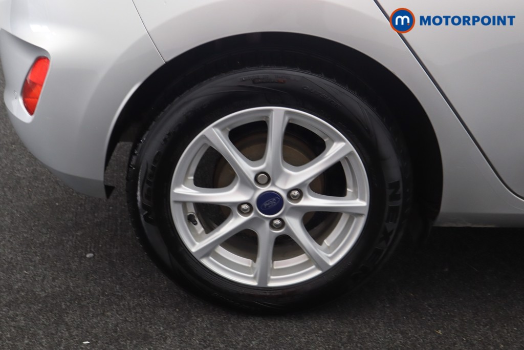 Used Ford Fiesta 2017 for sale - 76127863: Photo 31