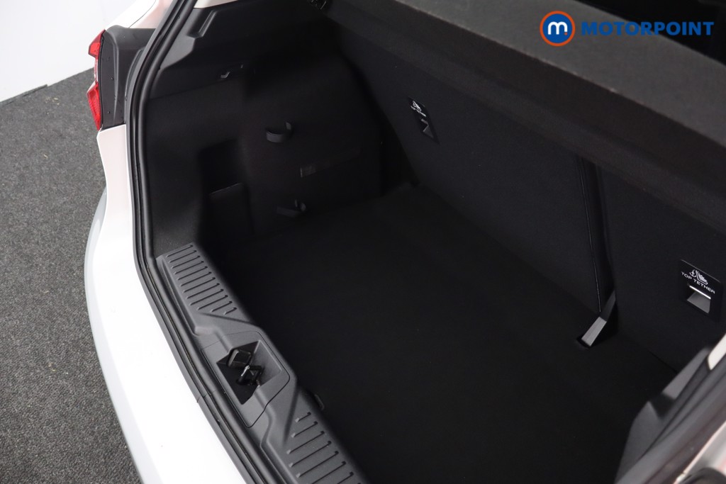 Used Ford Fiesta 2017 for sale - 76127863: Photo 40