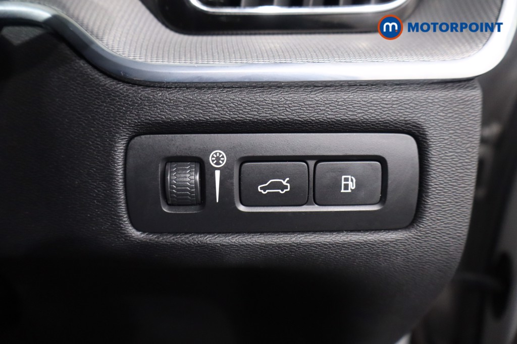 Used Volvo XC60 2021 for sale - 77620235: Photo 28