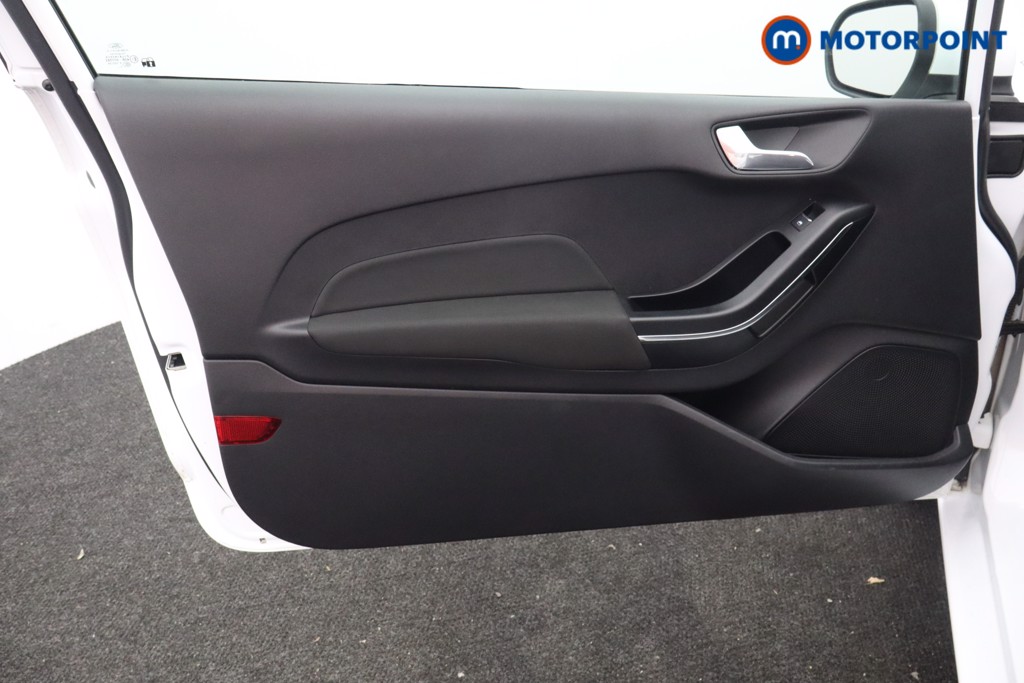 Used Ford Fiesta 2018 for sale - 77018890: Photo 25