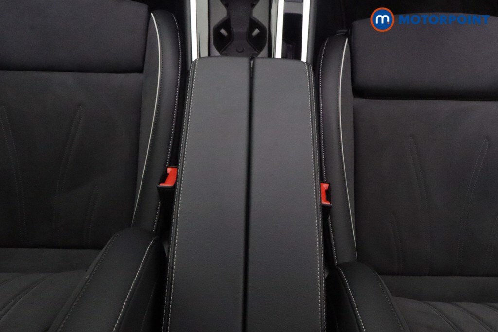 Used Volkswagen Passat 2024 for sale - 77814824: Photo 13