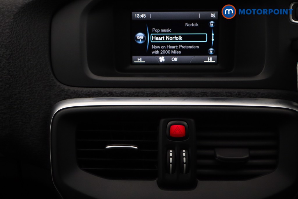 Used Volvo V40 2016 for sale - 76972263: Photo 10