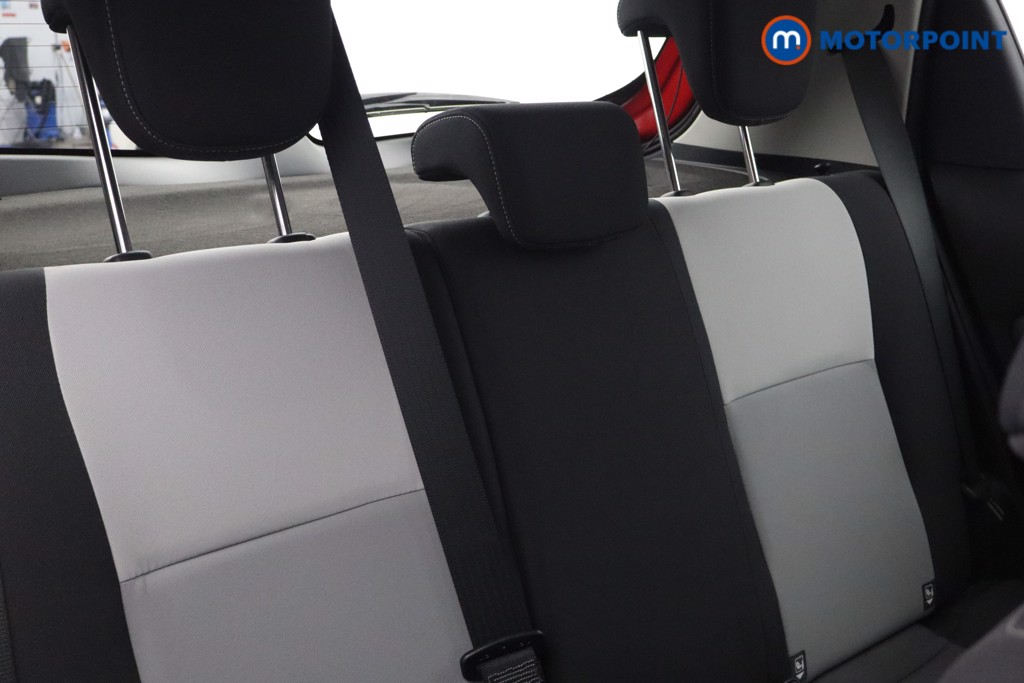 Used Toyota Yaris 2020 for sale - 76682044: Photo 21