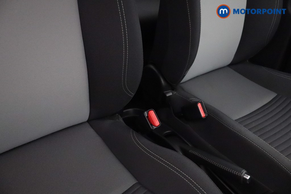 Used Toyota Yaris 2020 for sale - 76682044: Photo 23