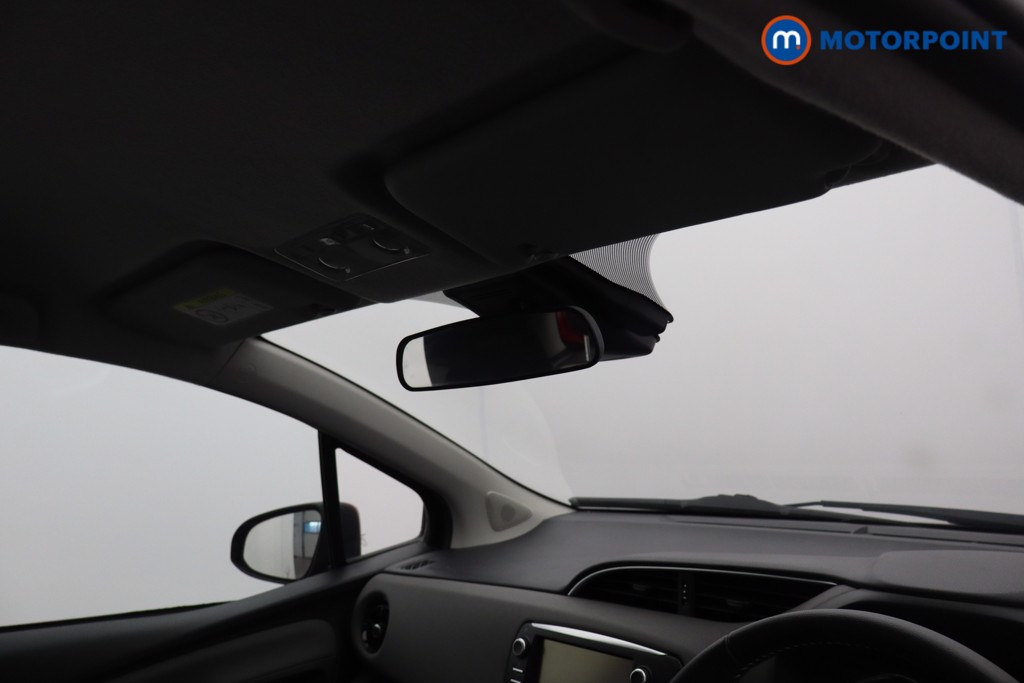 Used Toyota Yaris 2020 for sale - 76682044: Photo 24