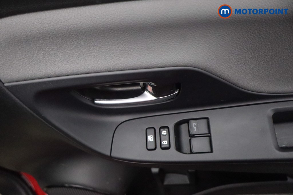 Used Toyota Yaris 2020 for sale - 76682044: Photo 26