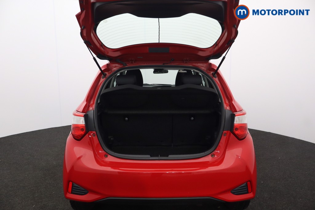 Used Toyota Yaris 2020 for sale - 76682044: Photo 43