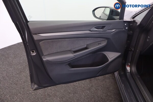 Used Volkswagen Golf 2024 for sale - 76127851: Photo 27