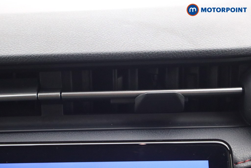 Used Lexus LBX 2024 for sale - 76934090: Photo 16