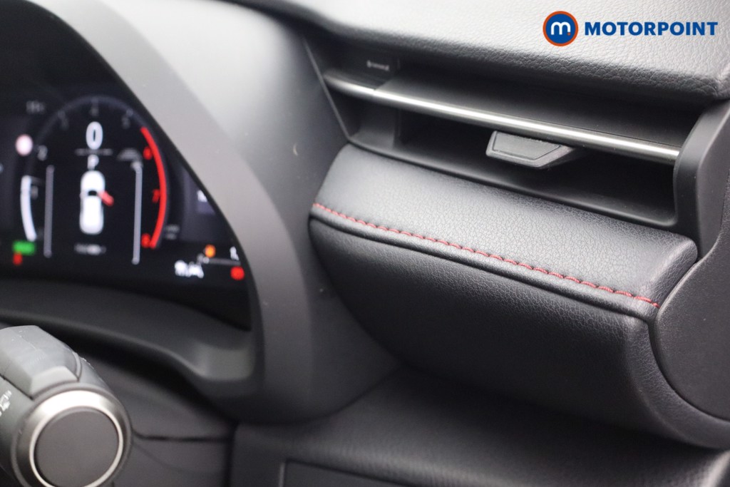 Used Lexus LBX 2024 for sale - 76934090: Photo 25