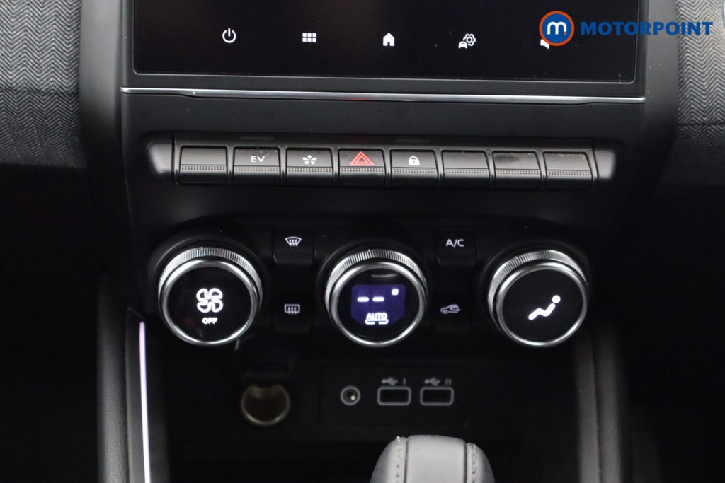 Used Renault Clio 2023 for sale - 78043091: Photo 11