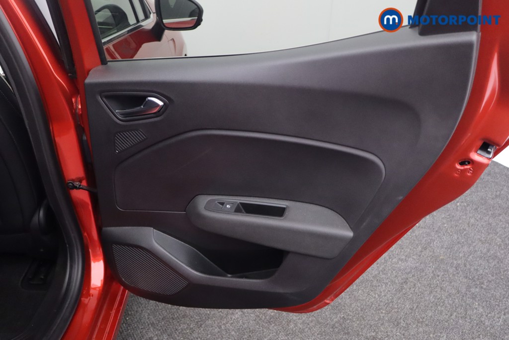 Used Renault Clio 2023 for sale - 78043091: Photo 28