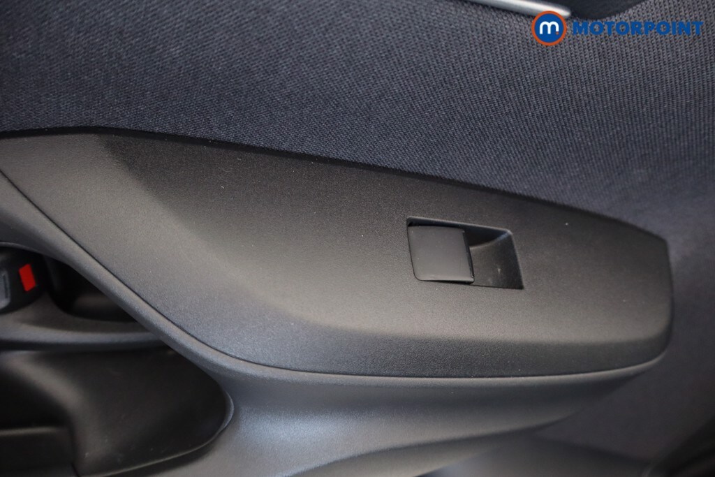 Used Toyota Yaris 2025 for sale - 78153218: Photo 37