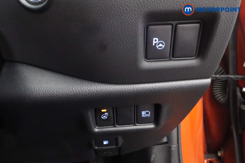 Used Toyota C-HR 2020 for sale - 77505882: Photo 17