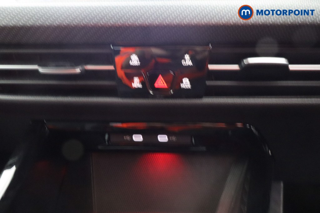 Used Volkswagen Golf 2024 for sale - 76460799: Photo 12